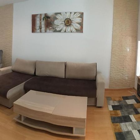 Monik Apartament Sinaia Luaran gambar