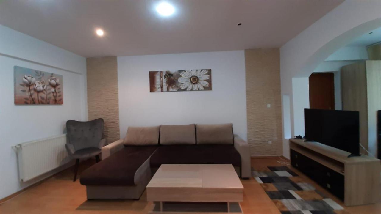 Monik Apartament Sinaia Luaran gambar